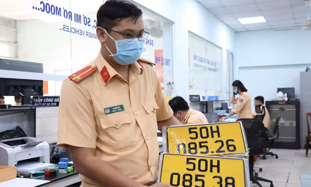 Bộ GTVT đề xuất tăng nặng mức phạt với một số hành vi vi phạm pháp luật về giao thông đường bộ. Ảnh minh họa.