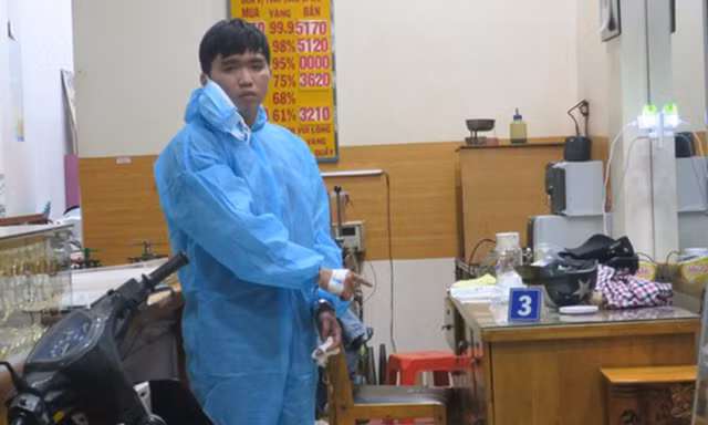 Sang tại hiện trường vụ việc.