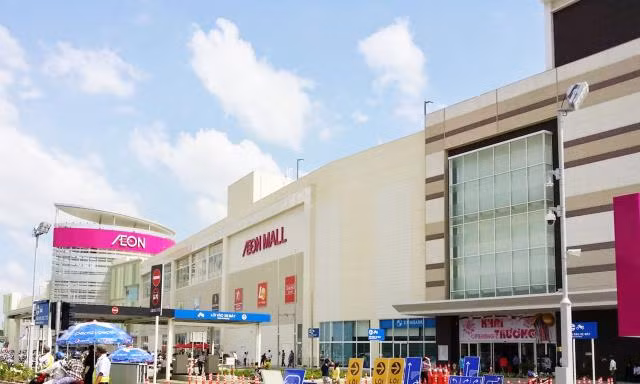 Thanh tra thuế hàng loạt doanh nghiệp bán lẻ nước ngoài