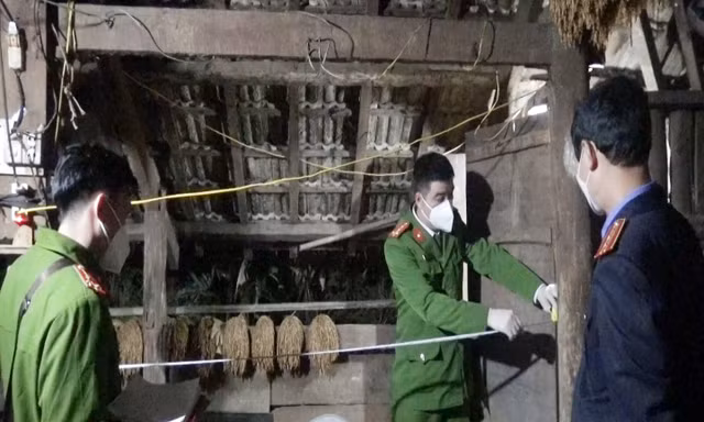 Khởi tố vụ ông nội say rượu bóp cổ cháu, bắn chết con dâu 