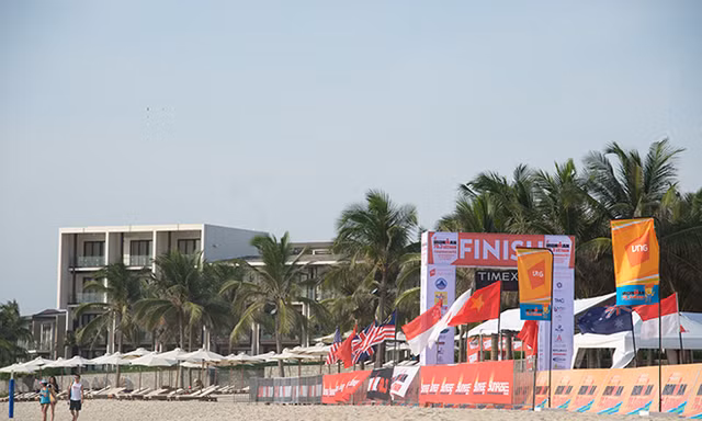 1.000 người tham gia cuộc thi IRONMAN quốc tế tại Đà Nẵng