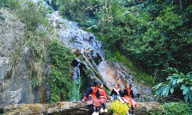 Cảnh sắc ở bản người Mông khiến du khách thương nhớ không nguôi 