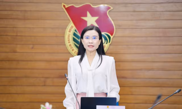 Hội đồng Đội Trung ương xét chọn giải thưởng 'Cánh én hồng' năm 2025 