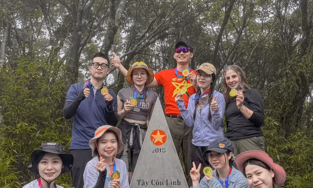 Giới trẻ check-in những cung đường đẹp dọc miền đất nước dịp nghỉ lễ Quốc khánh