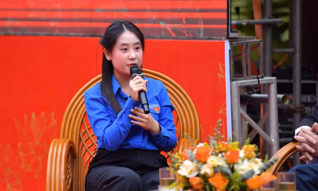 Người trẻ kế thừa và vững tin lấy Đảng làm lẽ sống 