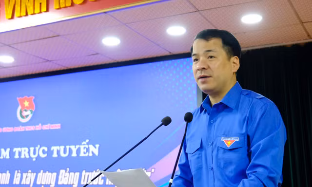 Xây dựng Đoàn vững mạnh là xây dựng Đảng trước một bước