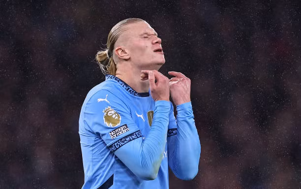 Man City thua sốc trên sân nhà, lập cột mốc tệ chưa từng có trong 68 năm