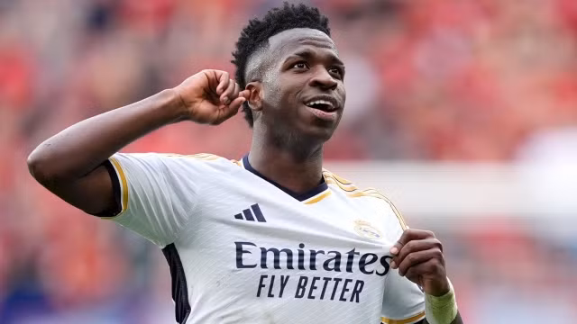 Vinicius được đề nghị mức lương cao kỷ lục để rời Real Madrid