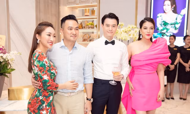 Trương Ngọc Ánh mặc váy lệch vai gợi cảm bên tình tin đồn Anh Dũng