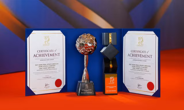 Dat Xanh Services hai năm liên tiếp nhận 'cú đúp' giải thưởng Asia Pacific Enterprise Awards 