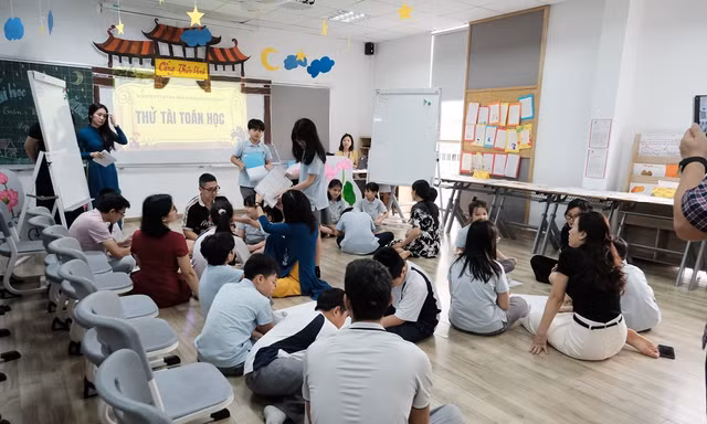 Học toán qua gala táo quân – chuyện chỉ có ở Dewey