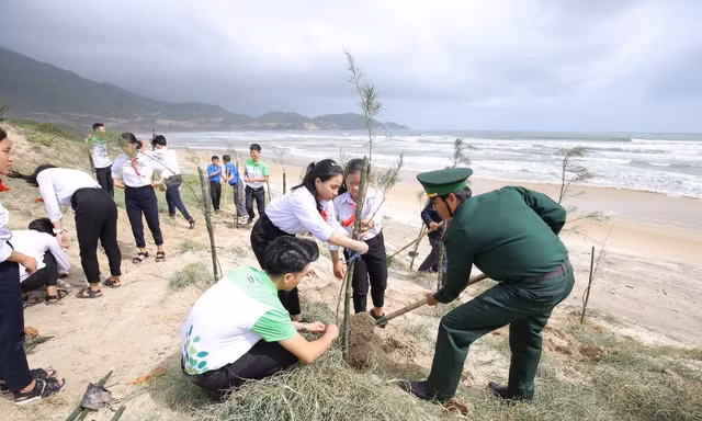 Mạng xã hội 'xanh rì' với chiến dịch 'Triệu cây vươn cao cho Việt Nam xanh'