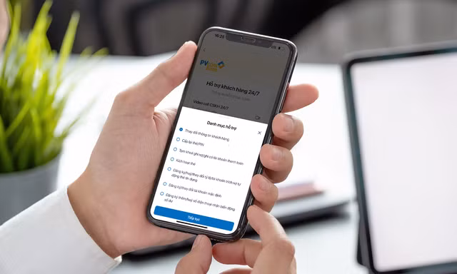 PVcomBank ra mắt tính năng giao dịch phi tài chính qua Video call trên PVConnect