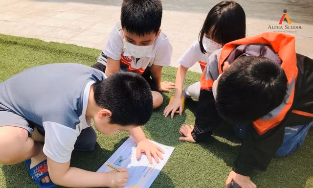 Cảm hứng học tập cho học sinh tiểu học, điểm khác lạ tại Alpha School