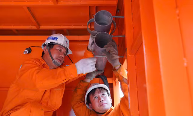 EVNHCMC sẵn sàng đảm bảo điện cho kỳ thi tuyển sinh và tốt nghiệp THPT 2025
