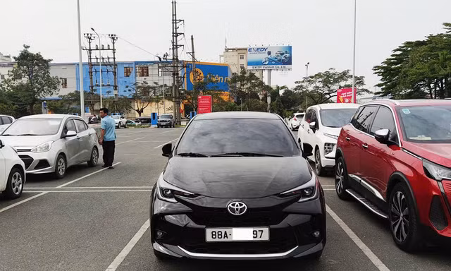 Khách hàng được miễn 50% thuế trước bạ và lãi suất vay chỉ 1,99% khi mua Vios trong tháng 4
