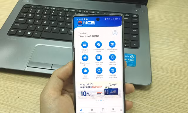Ứng dụng NCB iziMobile thu hút người dùng