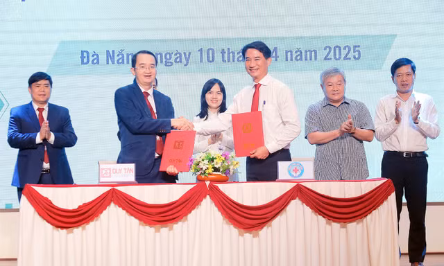 ĐH Duy Tân ký kết hợp tác với Bệnh viện Đà Nẵng về đào tạo và nghiên cứu khoa học 