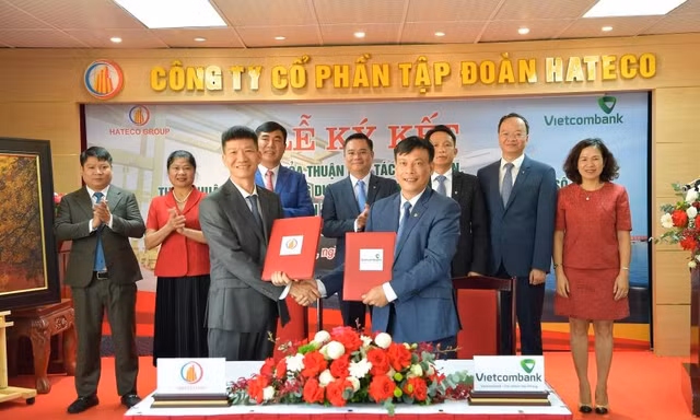 Vietcombank và Hateco Group ký kết thỏa thuận hợp tác toàn diện 