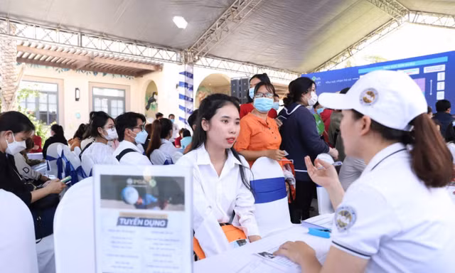 NovaGroup góp phần thúc đẩy kinh tế, chuyển dịch cơ cấu lao động địa phương
