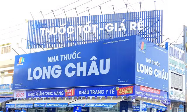 Hệ thống nhà thuốc FPT Long Châu nỗ lực chăm sóc sức khỏe cộng đồng 