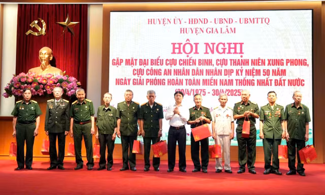 Huyện Gia Lâm tri ân cựu cán bộ tham gia kháng chiến chống Mỹ