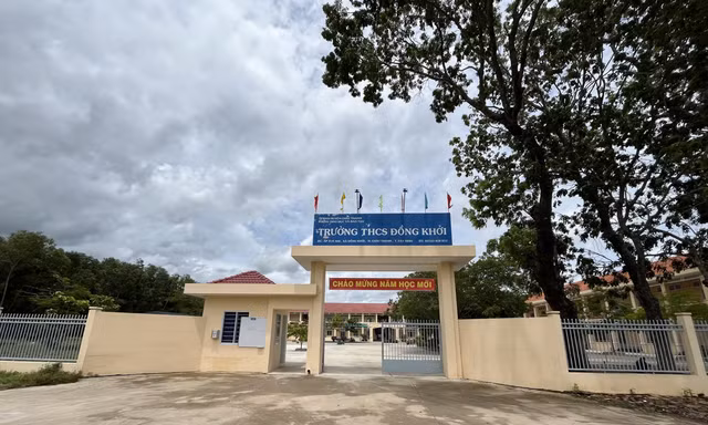 Học sinh vùng biên giới chật vật trong thời đại số
