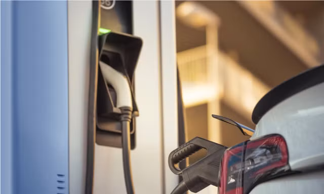 Báo quốc tế nói về 'nỗi oan xe điện' tại Việt Nam