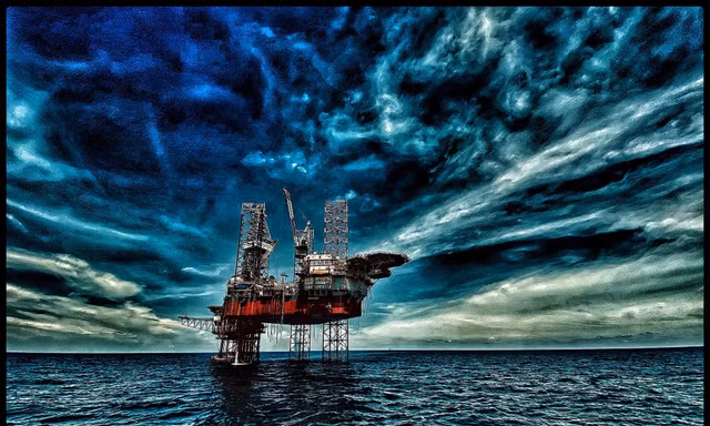 Fitch Ratings duy trì mức xếp hạng tín dụng độc lập của Petrovietnam ở mức BB+