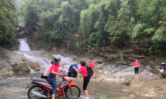 Mang yêu thương vượt hơn 2000 cây số