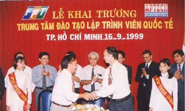 25 năm - Khát vọng đổi thay bắt đầu bước chân từ FPT Aptech