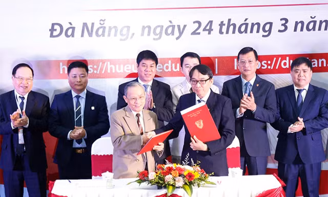 Trường ĐH Duy Tân và ĐH Huế ký kết Hợp tác toàn diện