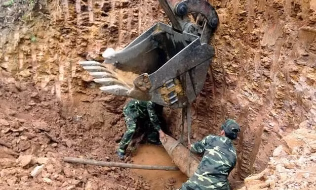 Hiện, Việt Nam có khoảng 1/5 diện tích bị ô nhiễm bom mìn, vật liệu nổ sót lại sau chiến tranh.