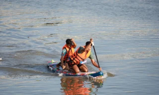  Hơn 200 vận động viên tranh đua thuyền ván SUP tại Cần Thơ