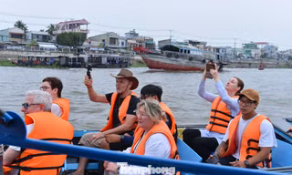 Đừng để du lịch đường sông chỉ là những chuyến tàu ‘vô hồn’