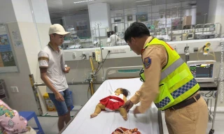 Lực lượng của Cục CSGT hai lần dùng xe đặc chủng giúp người nguy kịch cấp cứu trong đêm