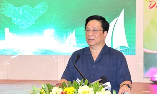 Chủ tịch An Giang: 'Sở ngành gây rắc rối, doanh nghiệp gửi thẳng văn bản cho tôi'