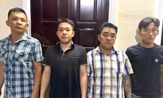 Bắt 4 đối tượng trộm chó dùng súng tự chế bắn bị thương thượng úy công an