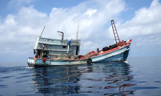 Truy đuổi, ngăn tàu cá nghi vi phạm IUU trên biển Tây Nam