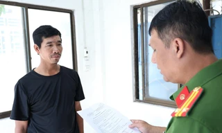 Đâm tài xế xe ôm để cướp xe máy khi về thăm bạn gái