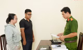 Khởi tố hai đối tượng livestream bán bùa ngải để lừa đảo