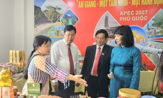 Ông Hồ Văn Mừng giữ chức Bí thư Đảng bộ UBND tỉnh An Giang