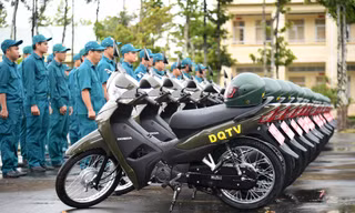 Bàn giao 204 xe mô tô cho Ban chỉ huy Quân sự cấp xã ở An Giang