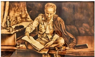 Hàng nghìn bức chân dung Bác Hồ từ lá thốt nốt