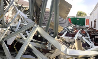 Khởi tố 5 giám đốc, 1 cựu cán bộ vụ mái hội trường sập 6 năm trước