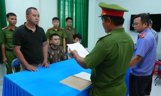 Khởi tố 8 đối tượng vụ nhóm chủ vựa sầu riêng đuổi đánh khách tại Đồng Tháp