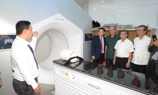 Cần Thơ chính thức vận hành máy xạ trị ung thư theo chỉ đạo của Thủ tướng