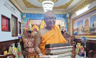 Ngôi chùa Khmer giữ hơn 4.000 quyển kinh lá buông cổ tại Cần Thơ