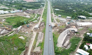 Cao tốc Cao Lãnh - An Hữu chưa làm xong, vì sao Đồng Tháp đề xuất mở rộng?