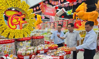 Bộ Công Thương kiểm tra hàng Tết tại Cần Thơ